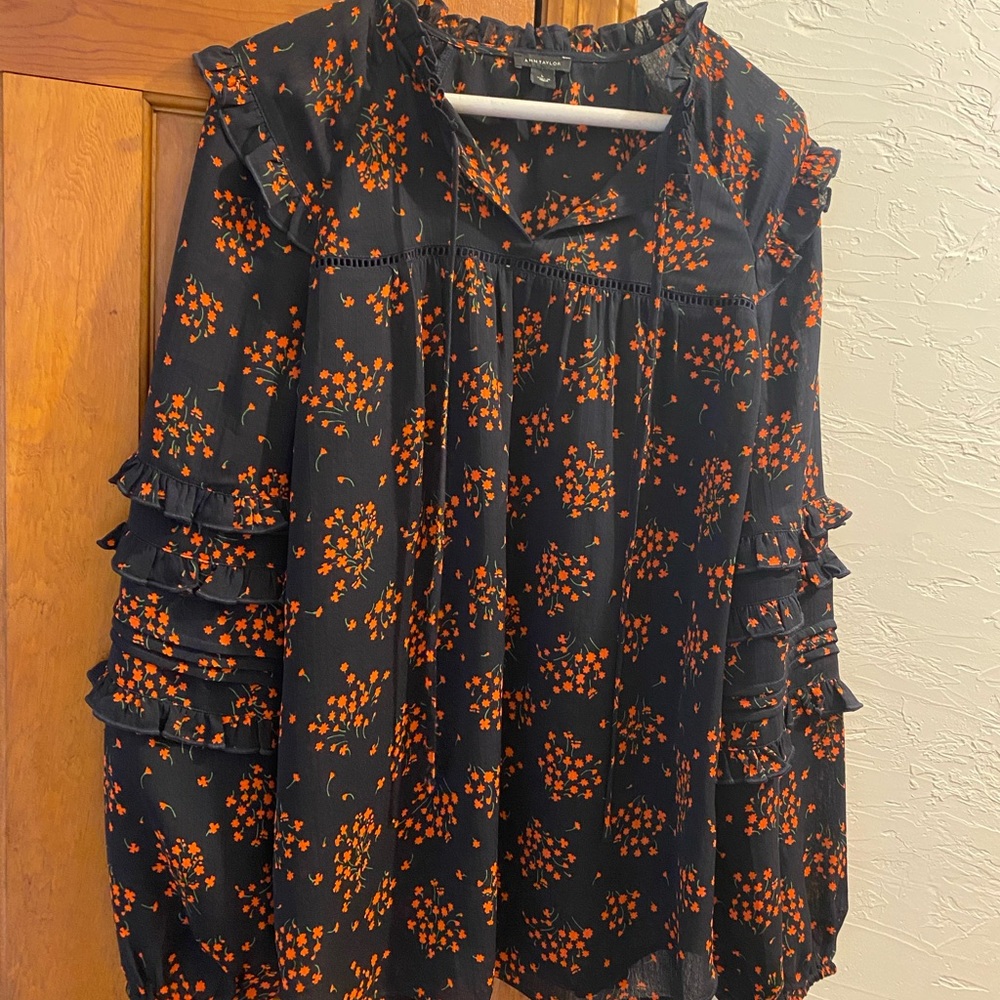 Ann Taylor Top- Size L